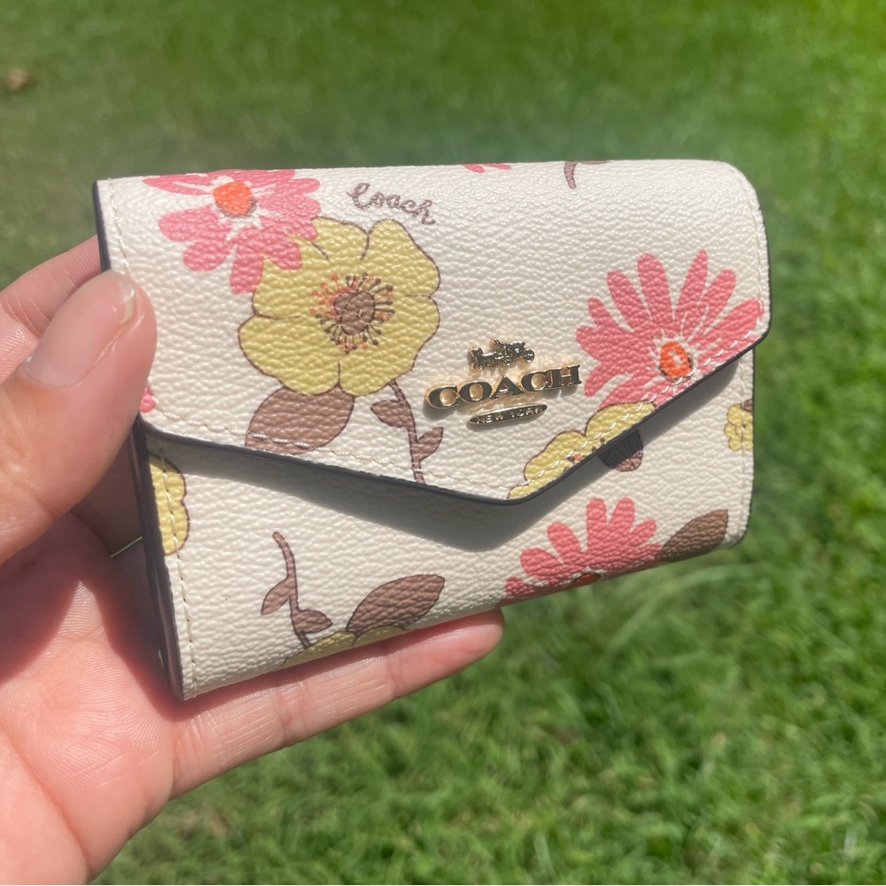 Coach Flip Card Case